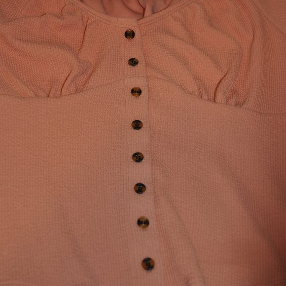 Button Up Peasant Crop Top - Picture 4 of 5